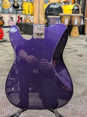Fender - 011-5600-787 2