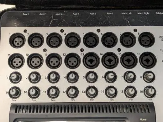 QSC - TOUCHMIX-16 2