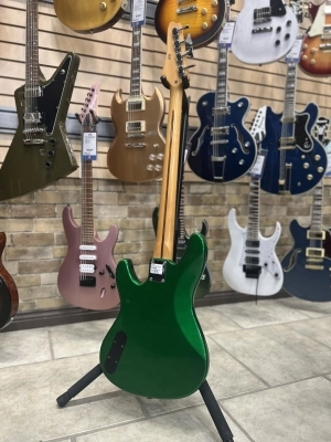 IBANEZ GIO TRADITIONAL 4-STR BASS 2