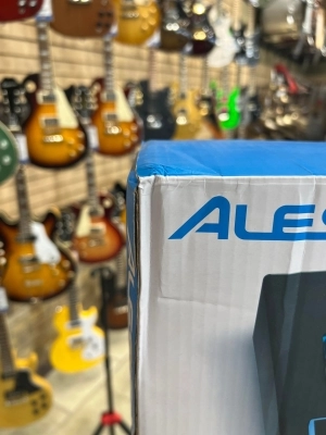 ALESIS - 49 KEY/VEL SENS/8 PAD KYBD CONTRLR 2