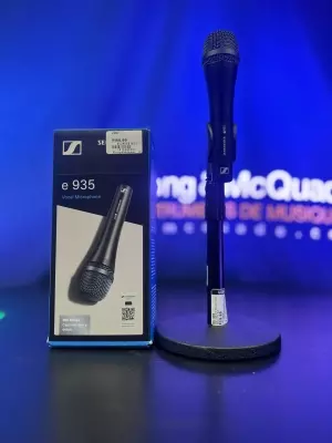 Mackie - PROFX6V3+