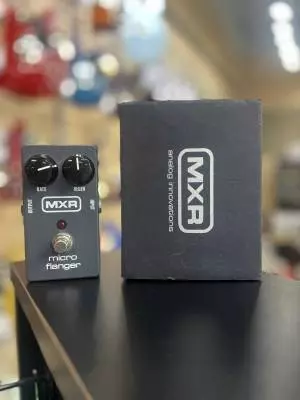 MXR - M152