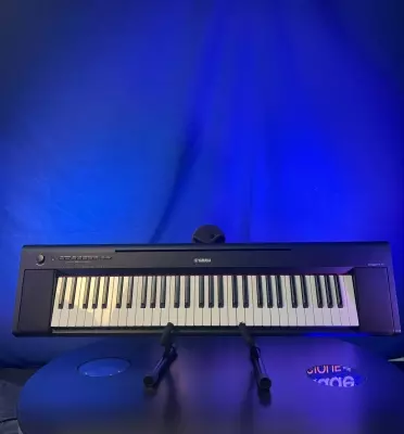 Yamaha - NP15 B