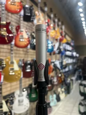 Neumann - KM 184