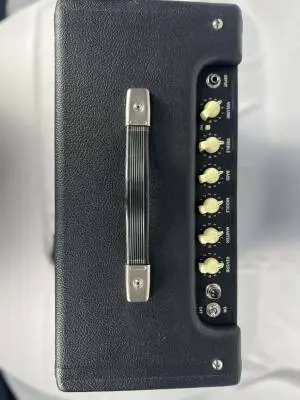 Fender - 223-1500-000 2