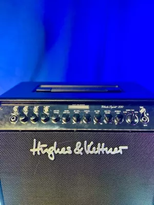 Hughes & Kettner - SPIRIT200COMBO 2