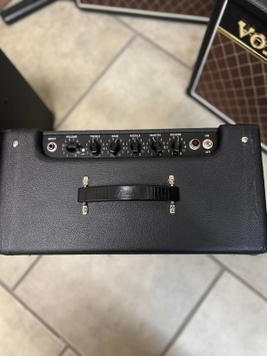 Fender - 223-0500-000 2