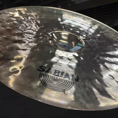 Sabian HHX 22 Inch Evolution Ride - Brilliant 2