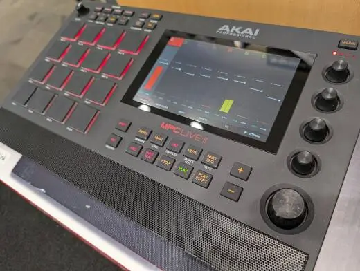 Akai - MPC LIVE II 2