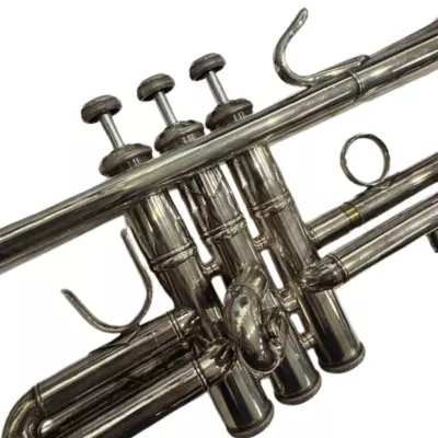 BACH ML BORE SILVER PLATED TRUMPET 2
