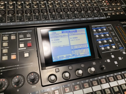 TASCAM DM-24 DIGITAL MIXER 5