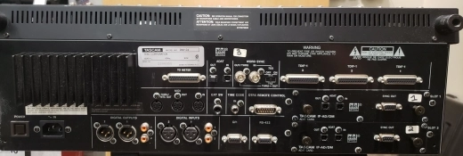 TASCAM DM-24 DIGITAL MIXER 2