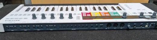 Arturia Keystep Pro Controller Keyboard w/ step sequencers 2