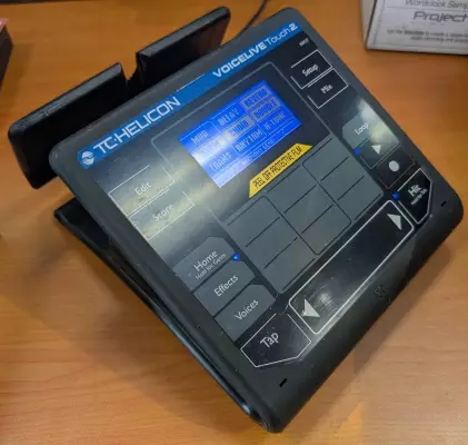 TC-Helicon VoiceLive Touch 2 Vocal Effects Processor 4