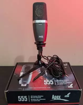Apex 555 USB Condenser Microphone w/stand & cable