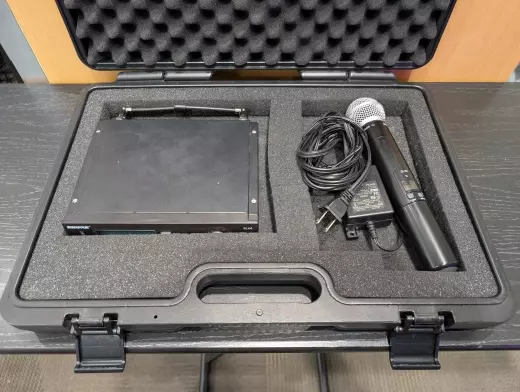 Shure SLX24/SM58 Handheld Wireless Microphone 3