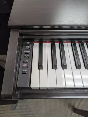 Yamaha YDP143 R Digital Piano - Rosewood Finish 2