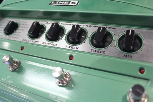Line 6 - DL4