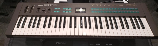 Yamaha DX21 FM Synthesizer