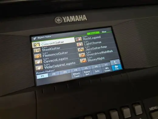 Yamaha PSR-SX600 Arranger Keyboard 2
