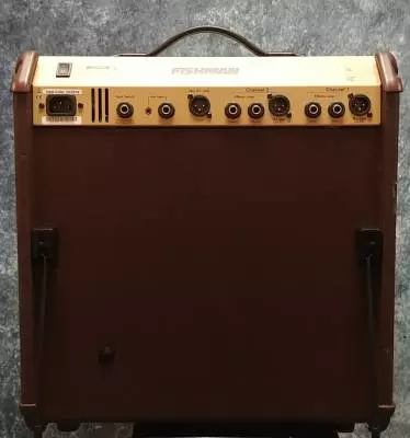 Fishman - PRO-LBX-700 2