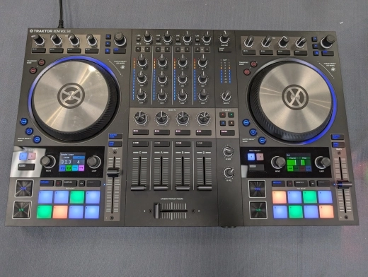 Native Instruments KONTROL S4 MK3 DJ Controller