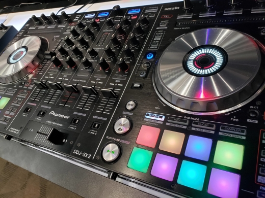 【masao1002様】Pioneer DDJ- SX2 DJコントローラー Pioneer: DDJ-SX2 Performance DJ Controller for Serato
