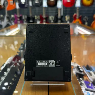 Tech 21 Sans Amp GT2 2