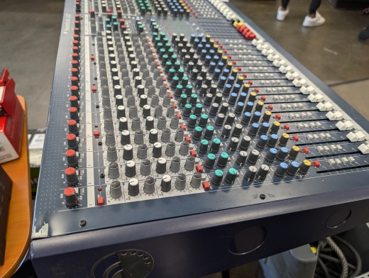 Store Special Product - Soundcraft LX7II 24 CHANNEL MIXER