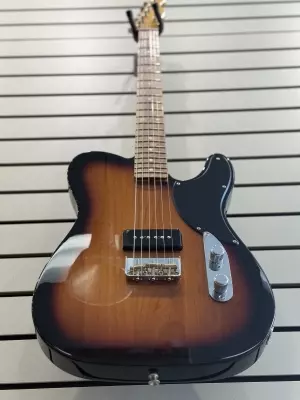 Fender Noventa Telecaster 2-Tone Sunburst