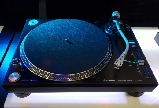 Pioneer PLX-1000 Direct Drive Turntable