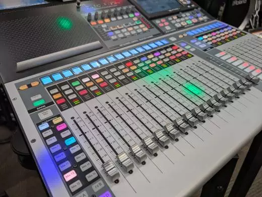 PreSonus Studiolive 32SX Series III Digital Mixer 2