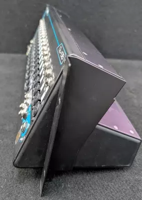 Allen & Heath QU-SB Rackmount Digital Mixer 2