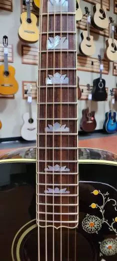 Gibson SJ200 Vintage Sunburst 2