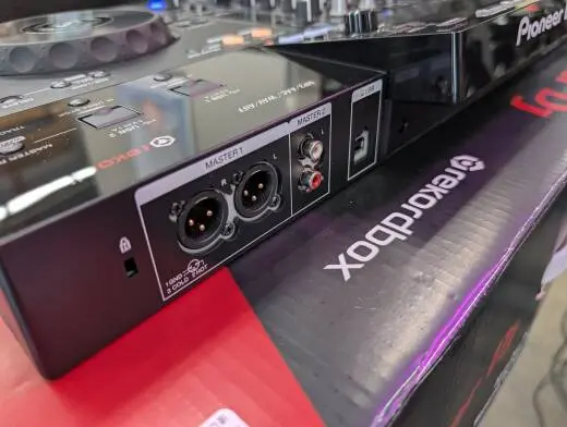 Pioneer XDJ-RR Standalone DJ System / Rekordbox Controller 2
