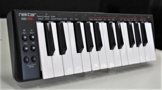 Nektar - SE25 Compact MIDI Controller Keyboard 3
