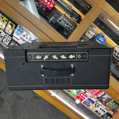 Vox - AC10C1 Tube Combo Amplifier 2