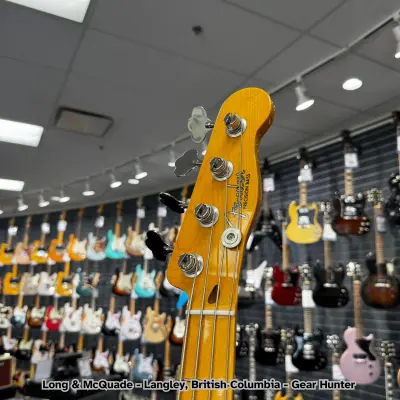 Fender American Vintage II 1954 Precision Bass, Maple Fingerboard - Vintage Blonde 2