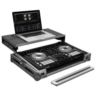 Pioneer DDJ-SR DJ Controller with Odyssey Glide Style Case 2