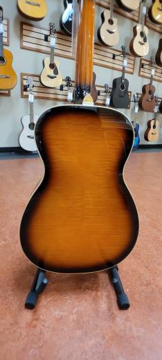 Store Special Product - Gold Tone - Round Neck Resonator