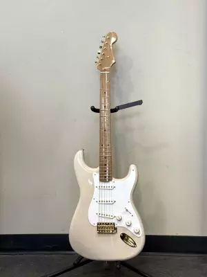 Fender Limited Edition Vintera II 50's White Blonde Stratocaster 2