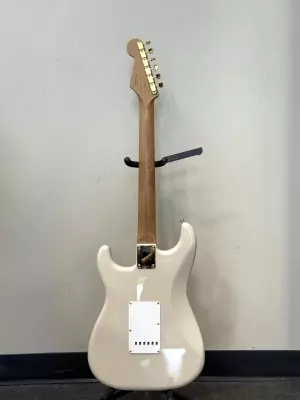 Fender Limited Edition Vintera II 50's White Blonde Stratocaster 2