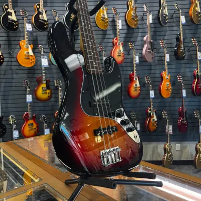Fender Player II Jazz Bass, Rosewood Fingerboard - Sparkle 3-colour Sunburst 2