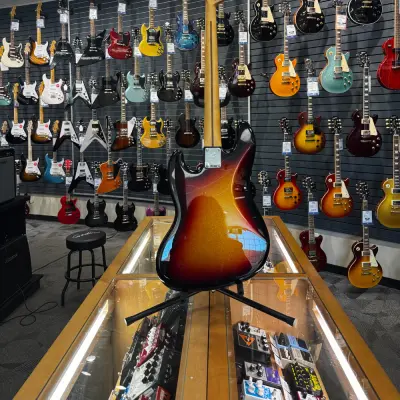 Fender Player II Jazz Bass, Rosewood Fingerboard - Sparkle 3-colour Sunburst 2