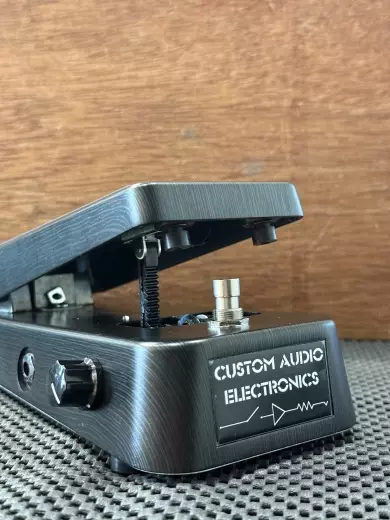 Dunlop C.A.E WAH 2