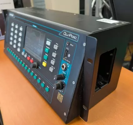 Allen & Heath QU-PAC Digital Mixer 2