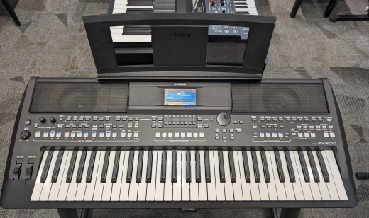 Yamaha PSR-SX600 Arranger Keyboard