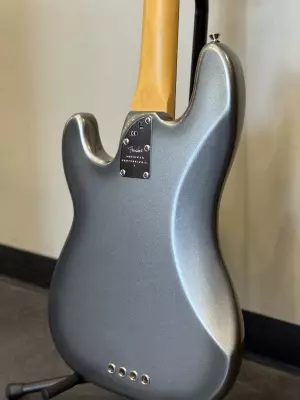 Fender Precision Bass Mercury 2