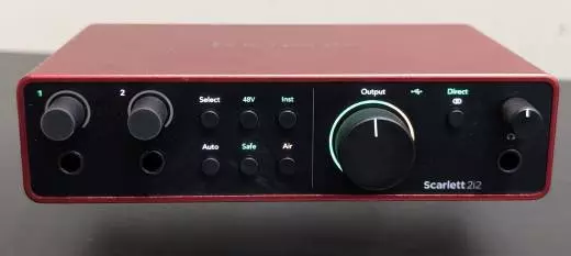 Focusrite SCARLETT2I2MK4 USB Audio Interface