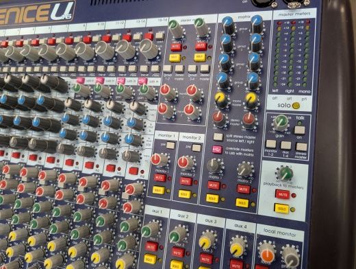 Gear Hunter | Midas Venice U16 16-Channel Mixer